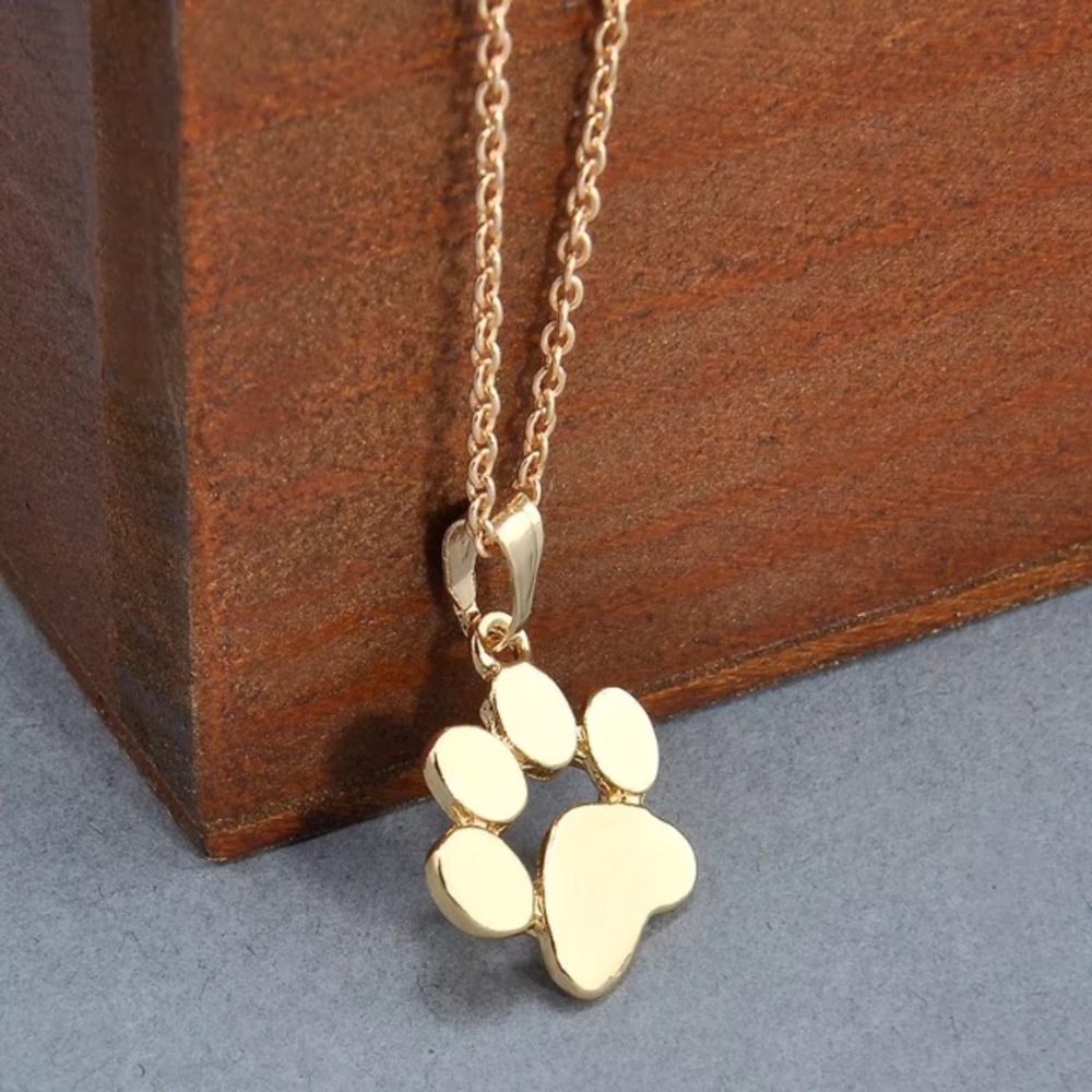3 for $15 🐾gold paw print pendant necklace